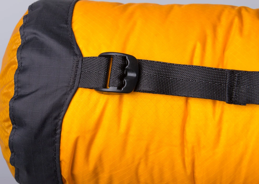 SEA TO SUMMIT Sea To Summit Ultra-Sil Compression Sack- All Sizes Stuff Sacks & Dry Bags 5 SEA TO SUMMIT Sea To Summit Ultra-Sil Compression Sack- All Sizes Stuff Sacks & Dry Bags