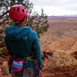 HIMALI Ascent Stretch Hoodie - Women's