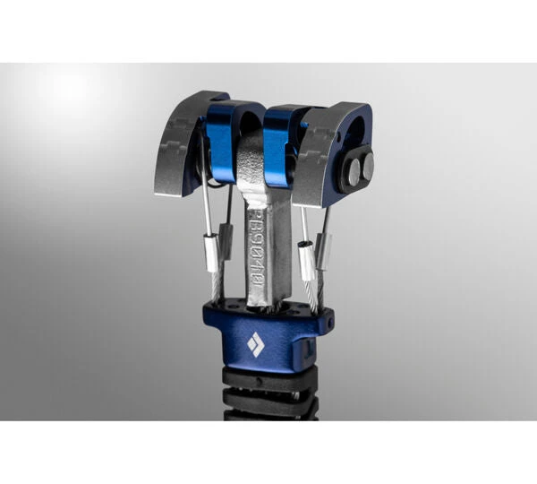 Black Diamond Z4 Camalots - All Sizes Hardware 13 Black Diamond Z4 Camalots - All Sizes Hardware