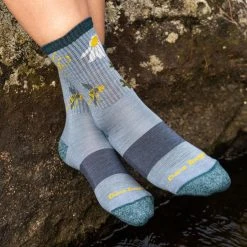 Socks Darn Tough Women's Queen Bee Micro Crew Lightweight Hiking Sock 7 Socks Darn Tough Women's Queen Bee Micro Crew Lightweight Hiking Sock