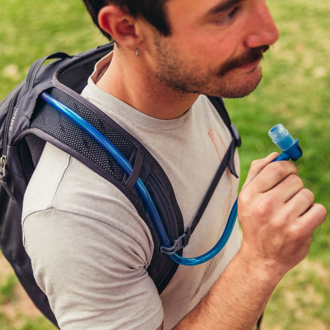 Backpacks & Duffels Gregory Inertia 18 H20 5 Backpacks & Duffels Gregory Inertia 18 H20