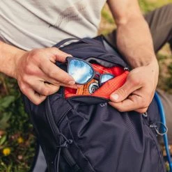 Backpacks & Duffels Gregory Inertia 18 H20 12 Backpacks & Duffels Gregory Inertia 18 H20