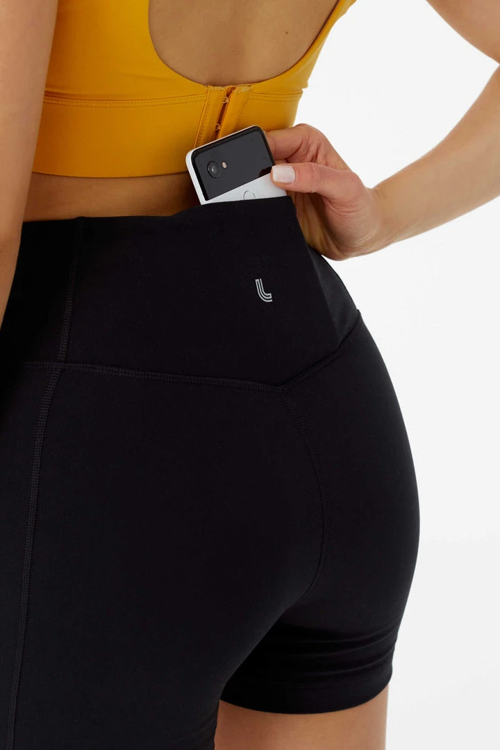 Lole Women's Half Moon High Wasited Shorts 4 Lole Women's Half Moon High Wasited Shorts