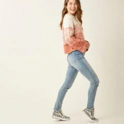 Carve Designs Women's Estes Ombre Sweater 9 Carve Designs Women's Estes Ombre Sweater